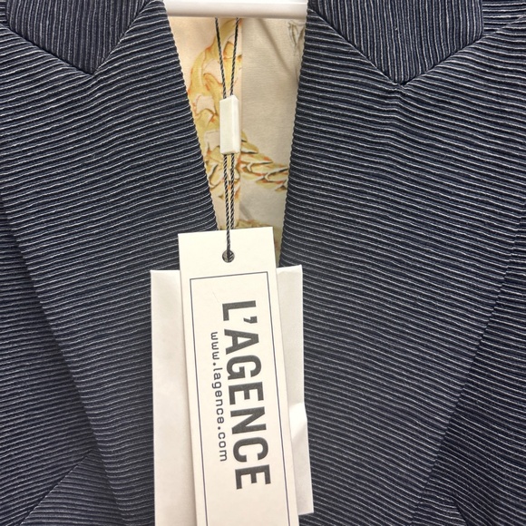 L’Agence Jenna’s Blazer Size 2 NWT